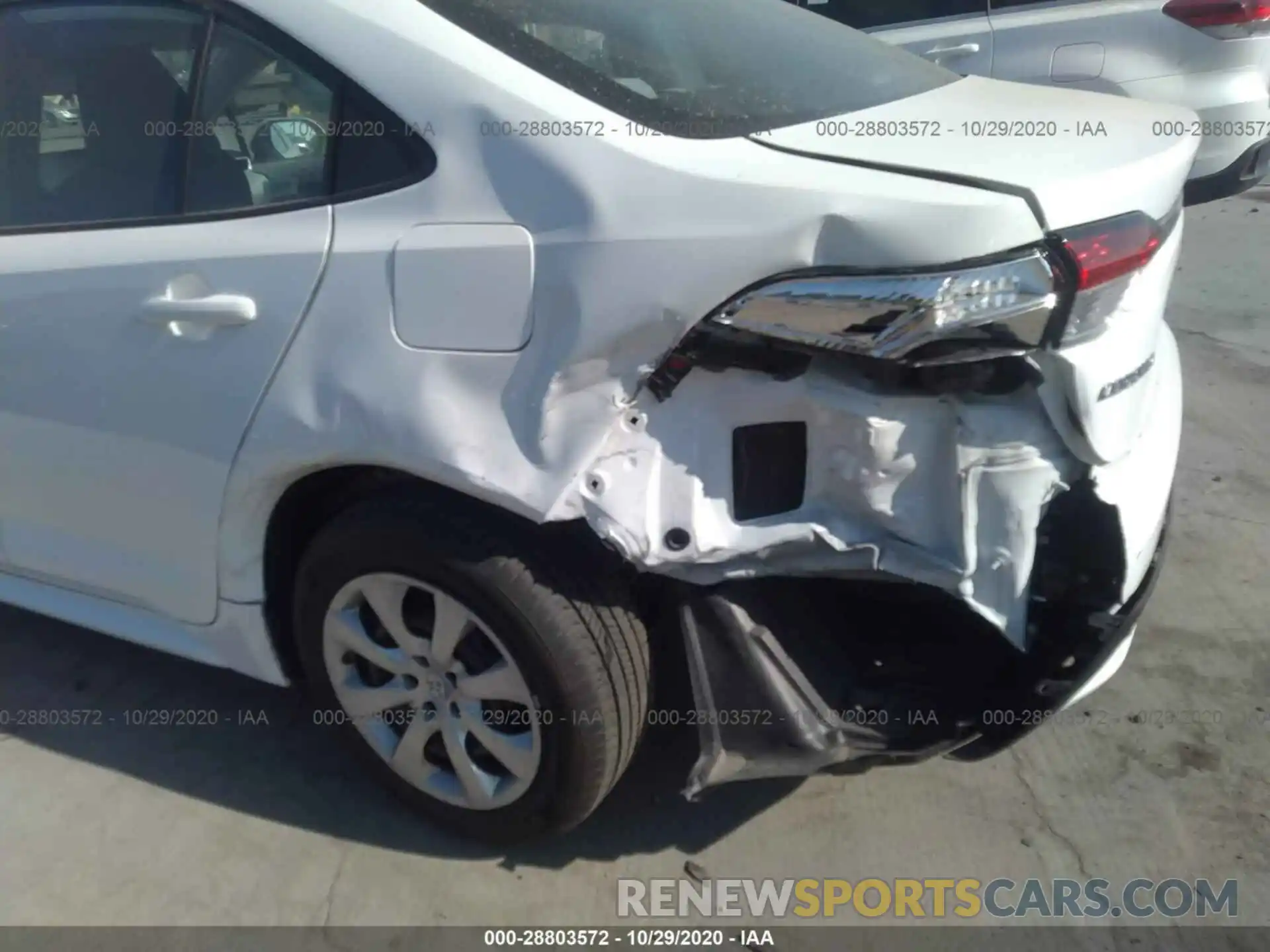 6 Photograph of a damaged car 5YFEPRAE7LP106097 TOYOTA COROLLA 2020