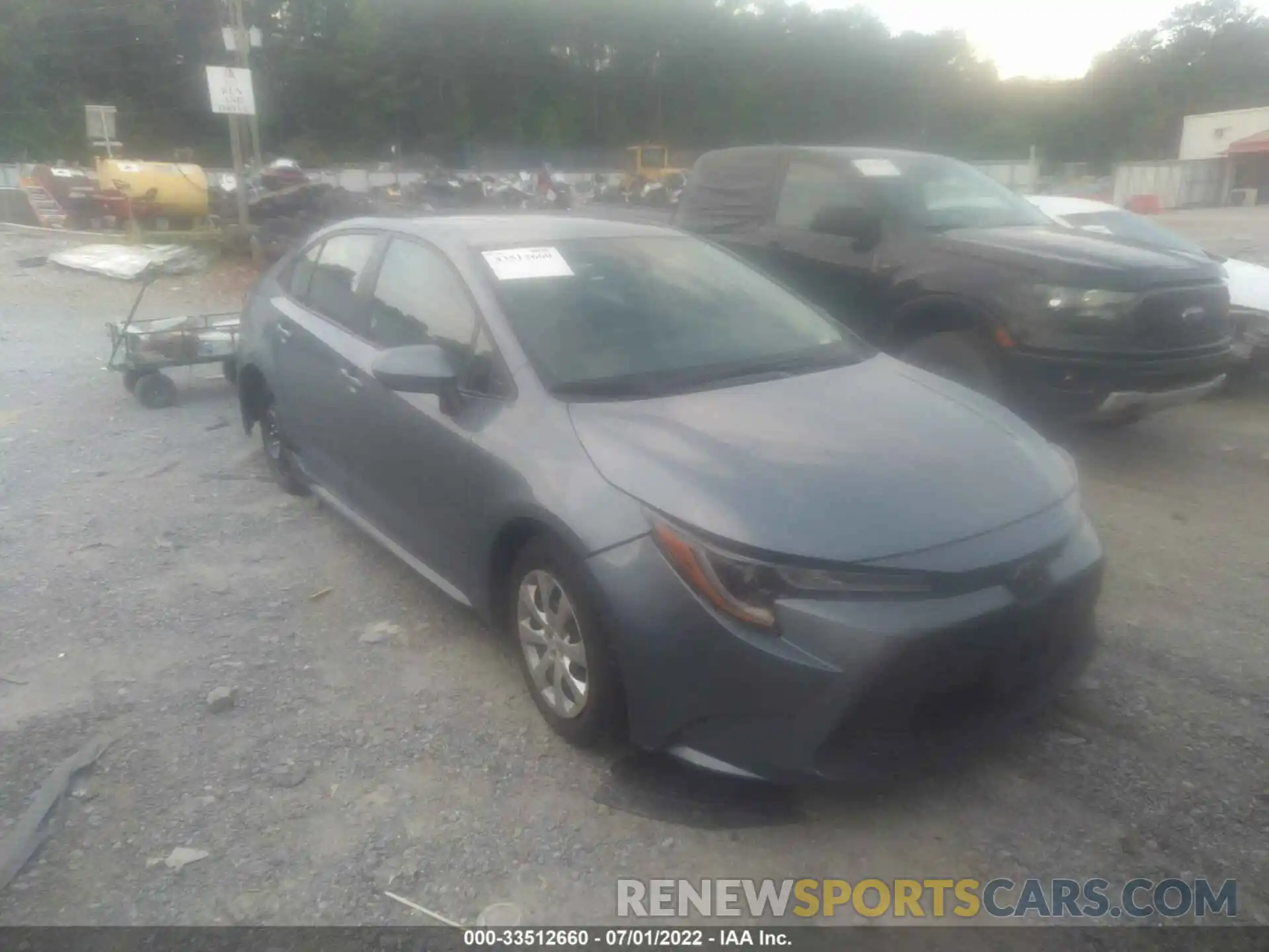 1 Photograph of a damaged car 5YFEPRAE7LP106150 TOYOTA COROLLA 2020