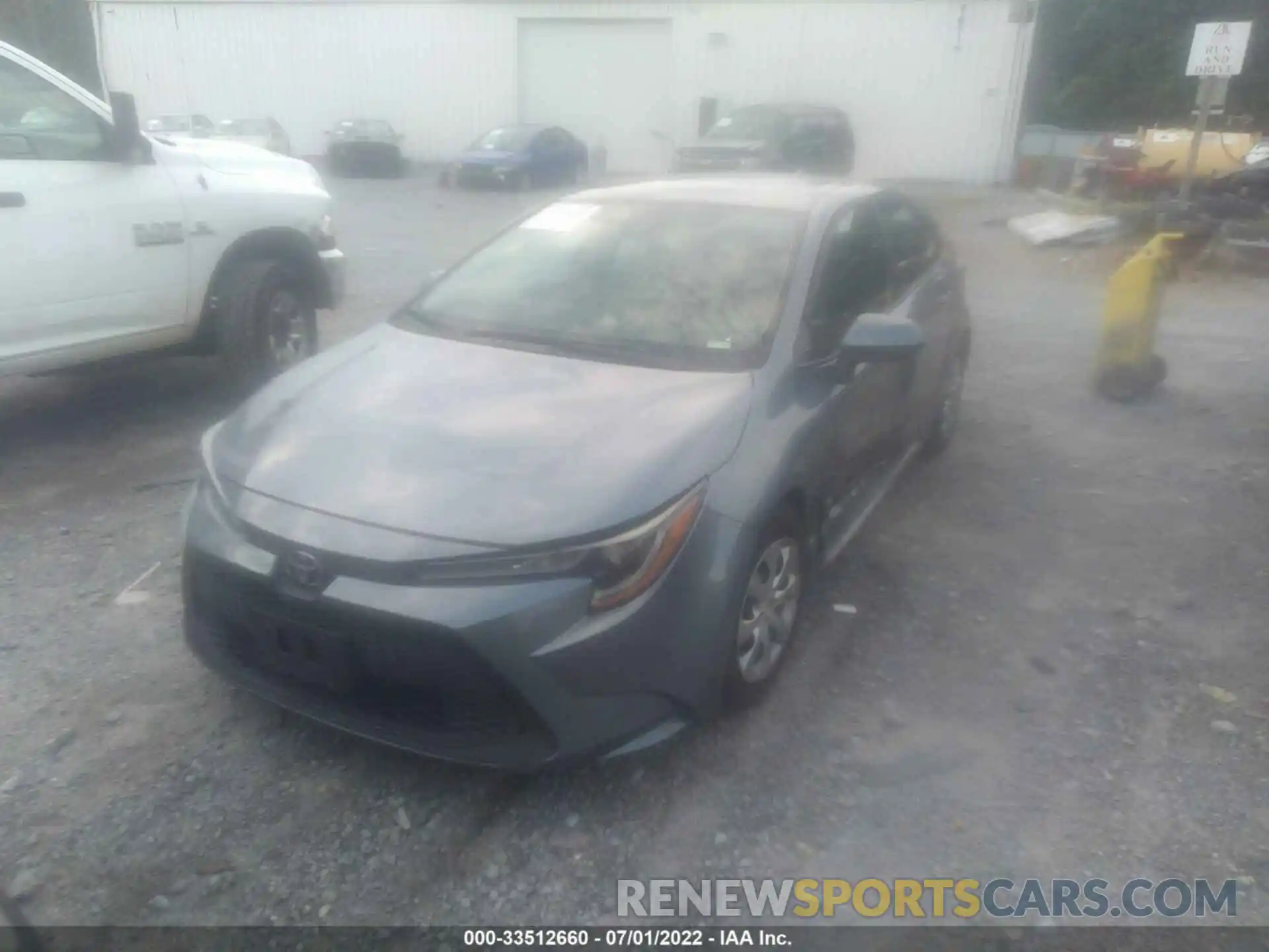 2 Photograph of a damaged car 5YFEPRAE7LP106150 TOYOTA COROLLA 2020