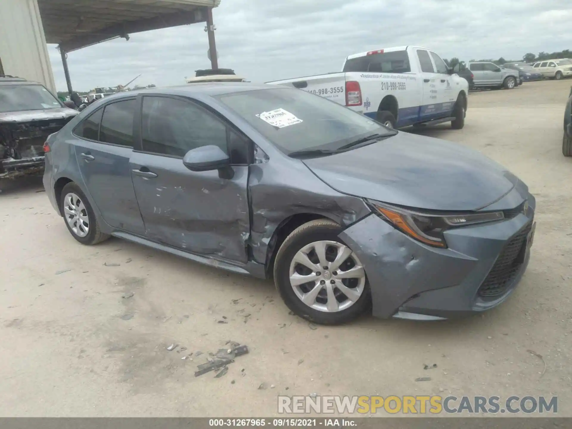 1 Photograph of a damaged car 5YFEPRAE7LP106987 TOYOTA COROLLA 2020