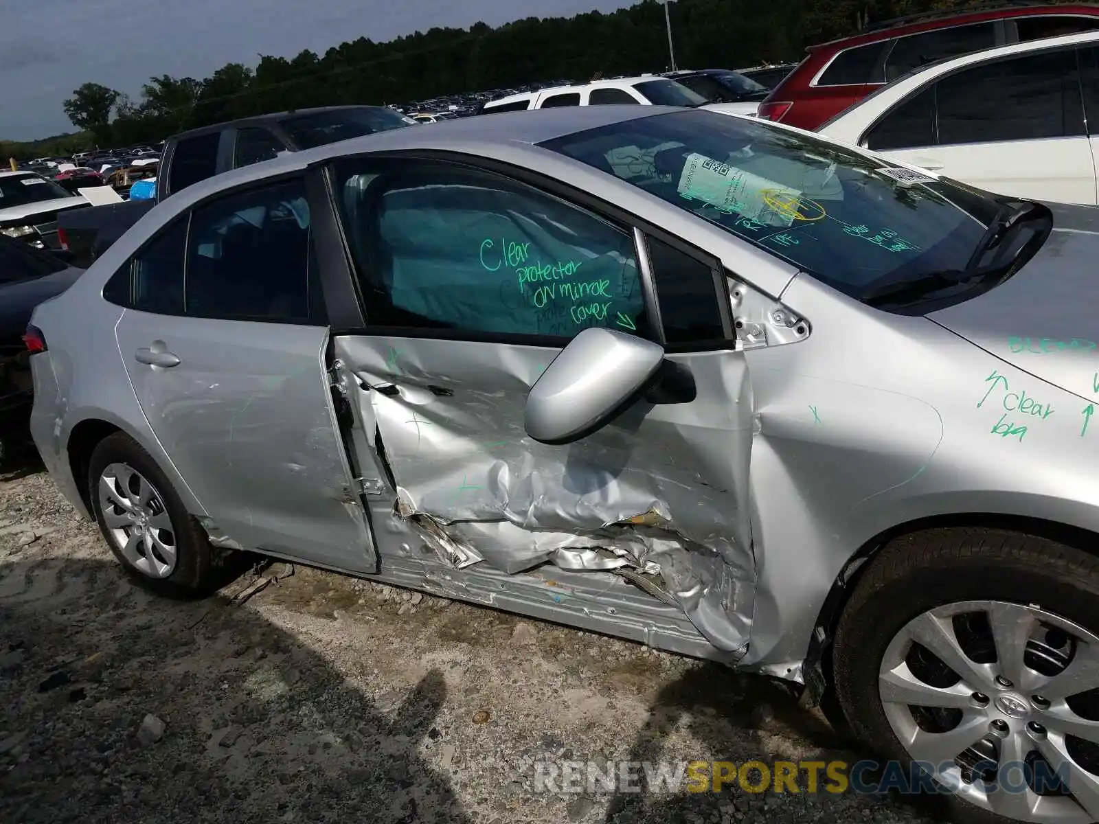 9 Photograph of a damaged car 5YFEPRAE7LP107704 TOYOTA COROLLA 2020