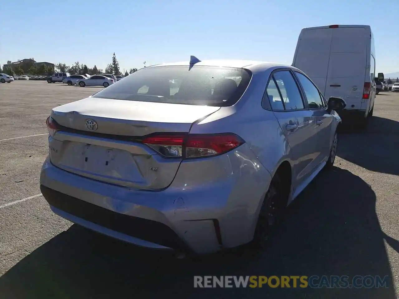 4 Photograph of a damaged car 5YFEPRAE7LP108156 TOYOTA COROLLA 2020