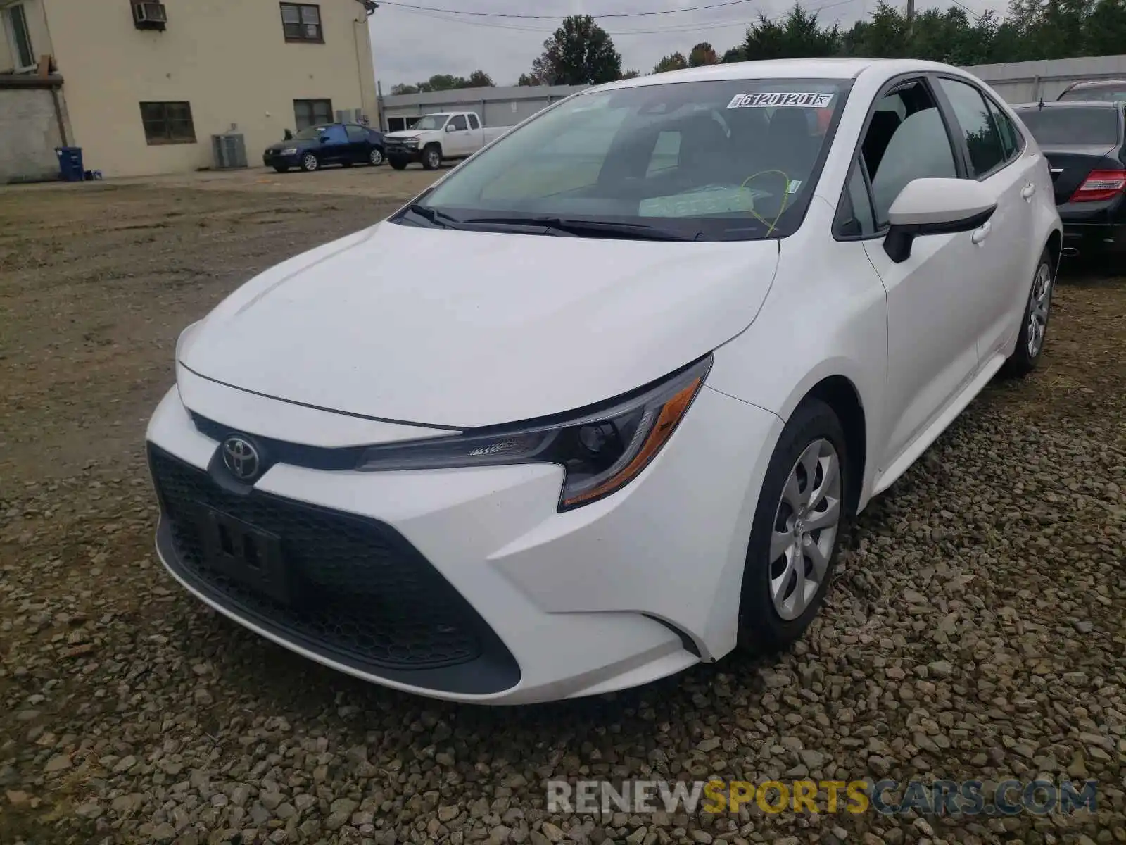 2 Photograph of a damaged car 5YFEPRAE7LP108366 TOYOTA COROLLA 2020