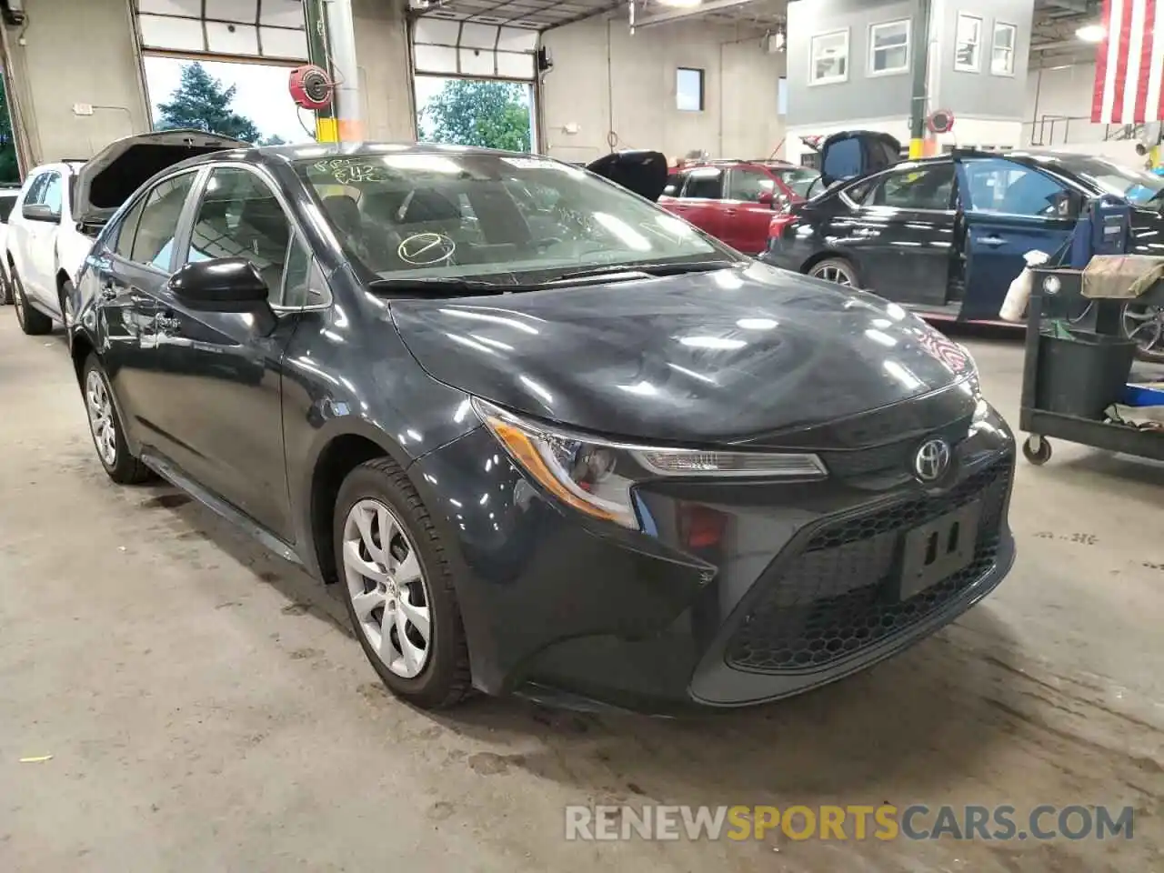 1 Photograph of a damaged car 5YFEPRAE7LP109050 TOYOTA COROLLA 2020