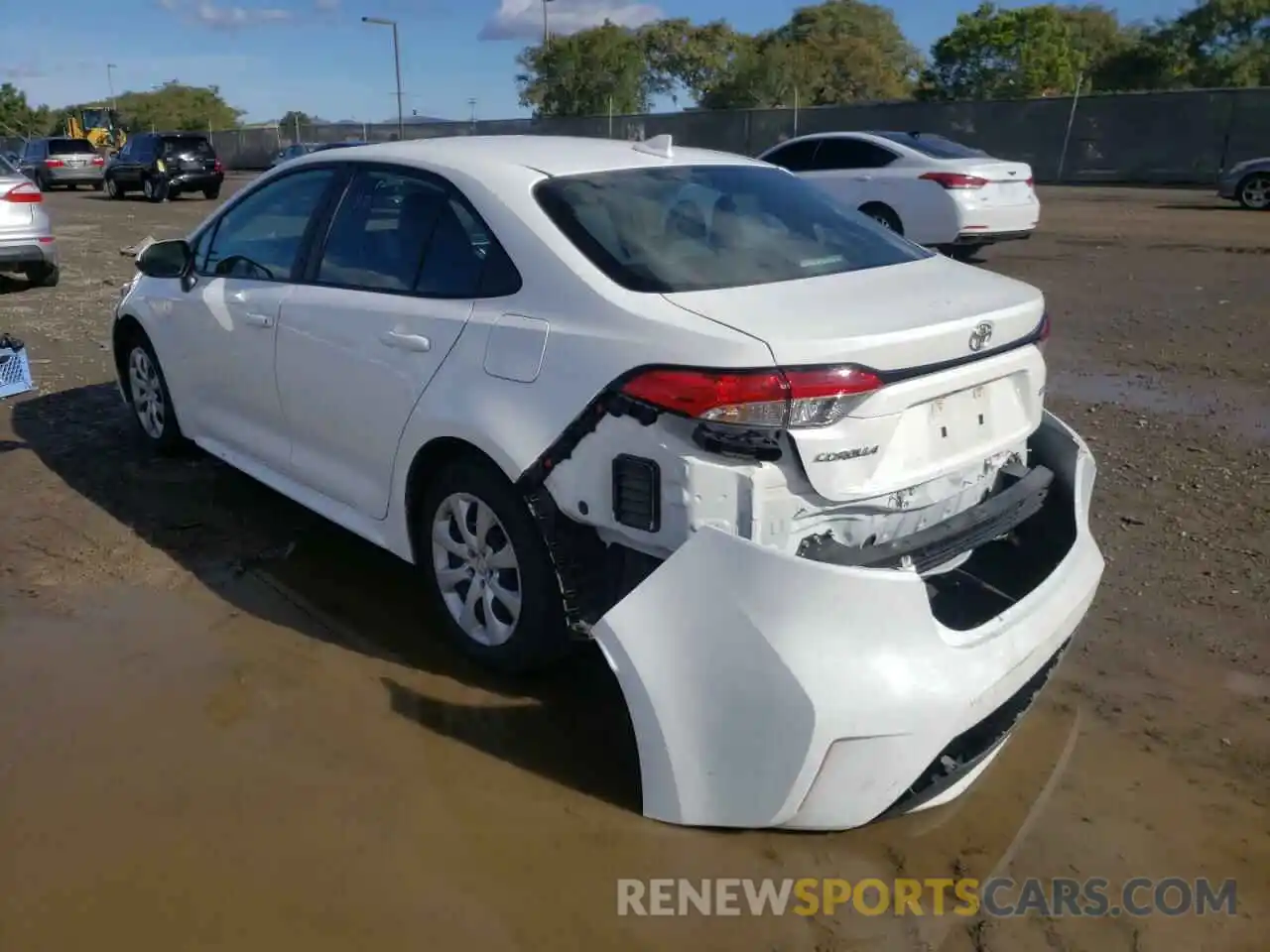 3 Photograph of a damaged car 5YFEPRAE7LP109226 TOYOTA COROLLA 2020