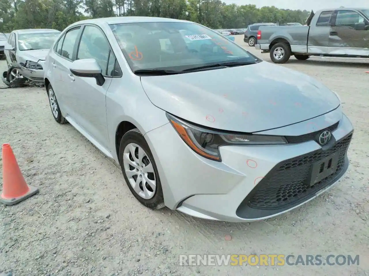 1 Photograph of a damaged car 5YFEPRAE7LP109260 TOYOTA COROLLA 2020