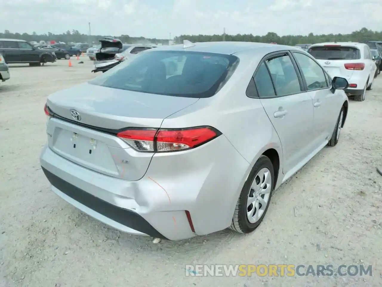 4 Photograph of a damaged car 5YFEPRAE7LP109260 TOYOTA COROLLA 2020