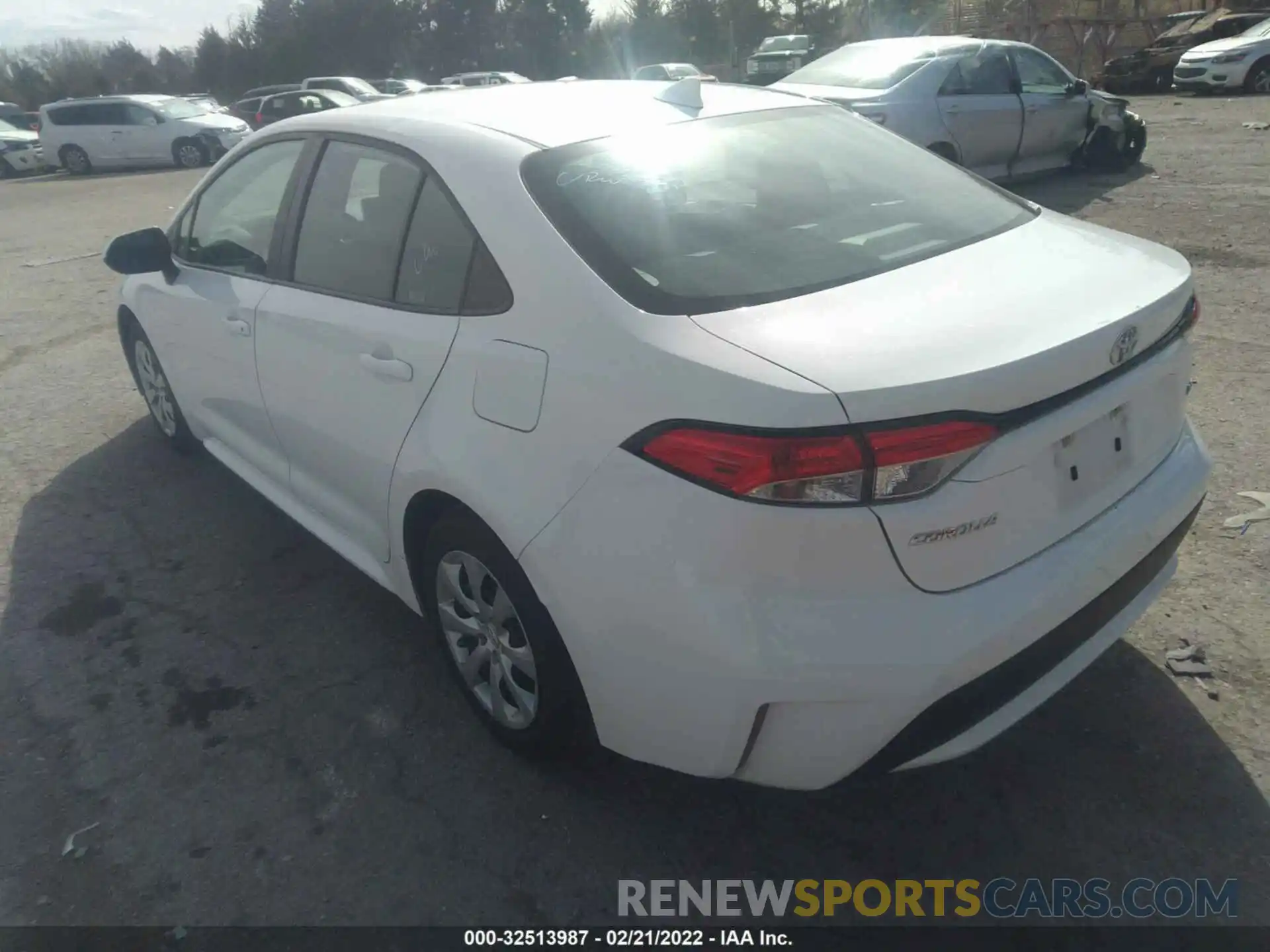 3 Photograph of a damaged car 5YFEPRAE7LP109923 TOYOTA COROLLA 2020