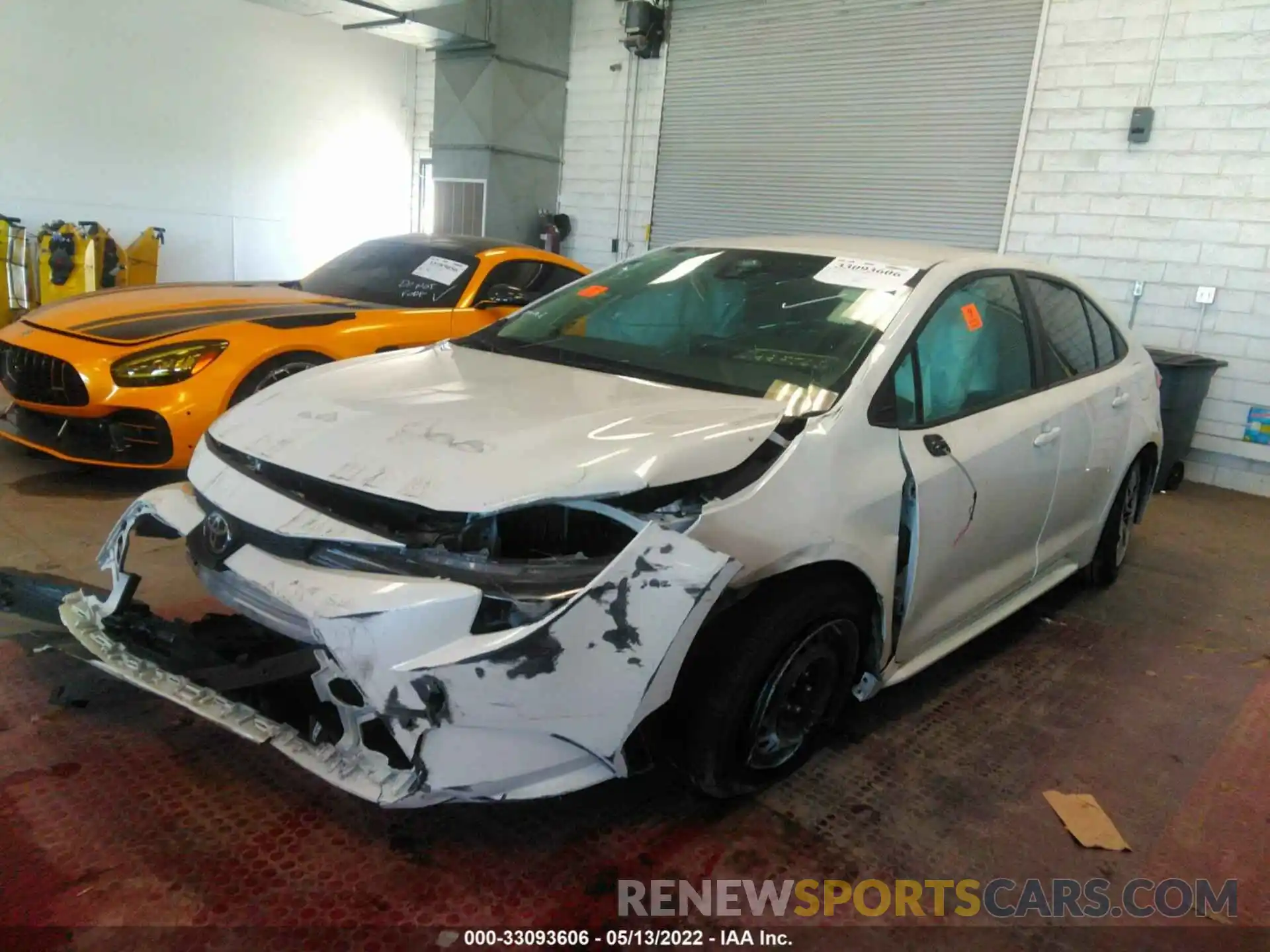 2 Photograph of a damaged car 5YFEPRAE7LP111297 TOYOTA COROLLA 2020