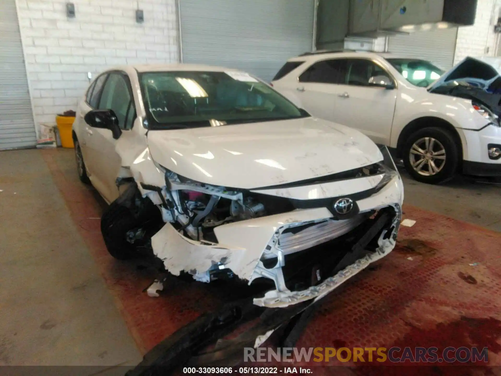 6 Photograph of a damaged car 5YFEPRAE7LP111297 TOYOTA COROLLA 2020