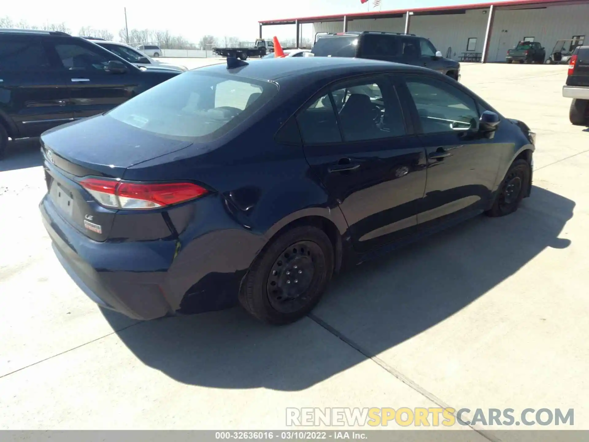 4 Photograph of a damaged car 5YFEPRAE7LP111574 TOYOTA COROLLA 2020