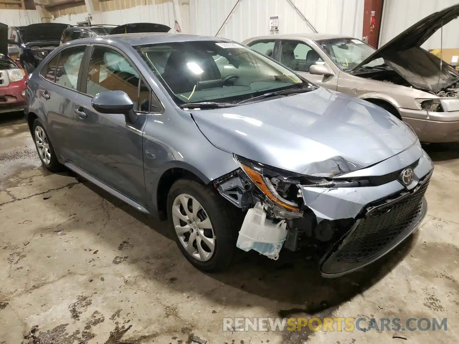 1 Photograph of a damaged car 5YFEPRAE7LP114152 TOYOTA COROLLA 2020