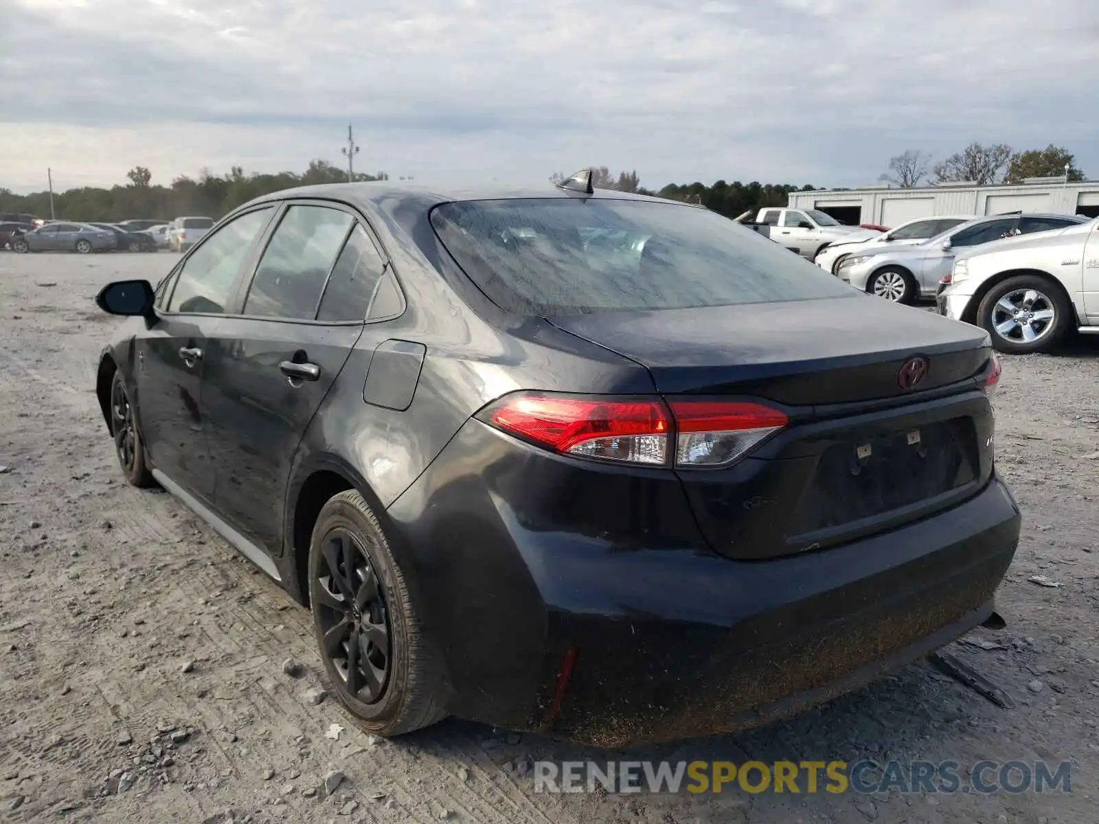 3 Photograph of a damaged car 5YFEPRAE7LP115897 TOYOTA COROLLA 2020