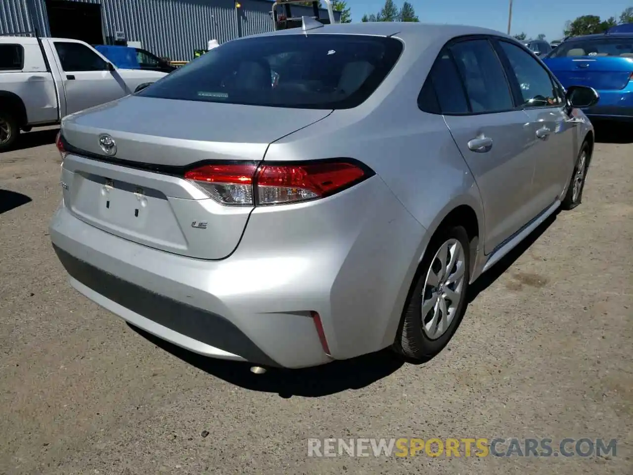 4 Photograph of a damaged car 5YFEPRAE7LP117309 TOYOTA COROLLA 2020