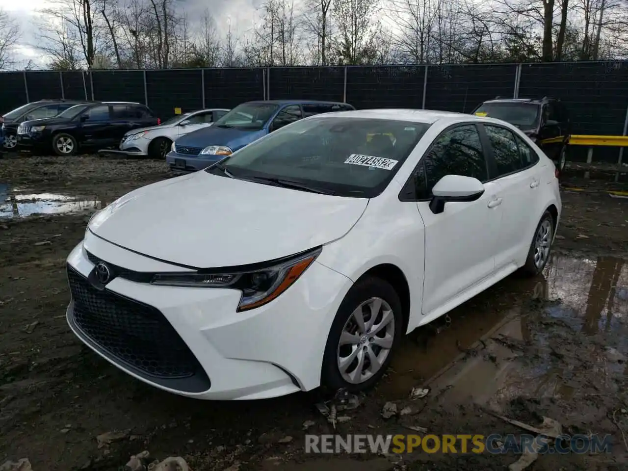 2 Photograph of a damaged car 5YFEPRAE7LP120100 TOYOTA COROLLA 2020