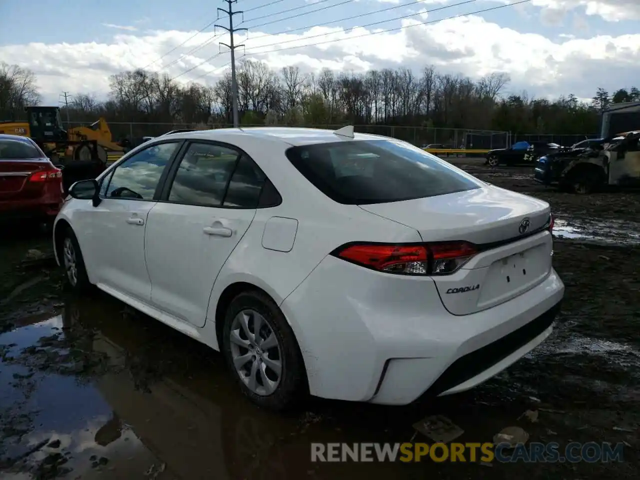 3 Photograph of a damaged car 5YFEPRAE7LP120100 TOYOTA COROLLA 2020