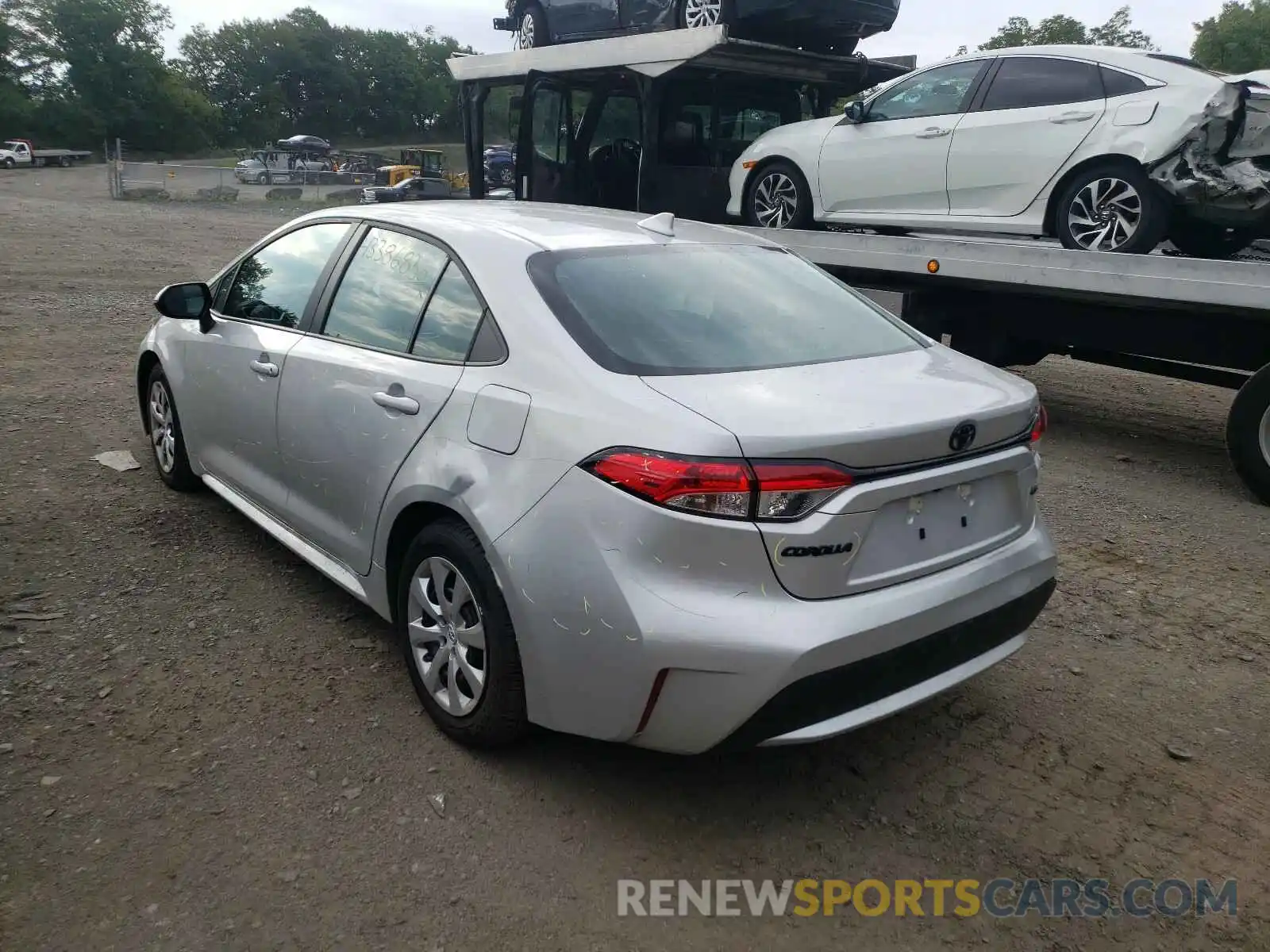 3 Photograph of a damaged car 5YFEPRAE7LP120193 TOYOTA COROLLA 2020