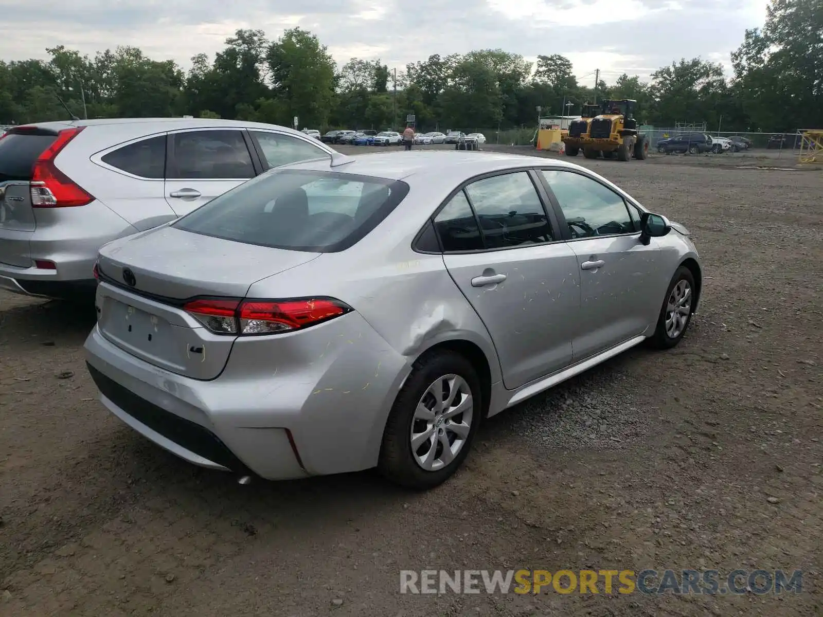 4 Photograph of a damaged car 5YFEPRAE7LP120193 TOYOTA COROLLA 2020