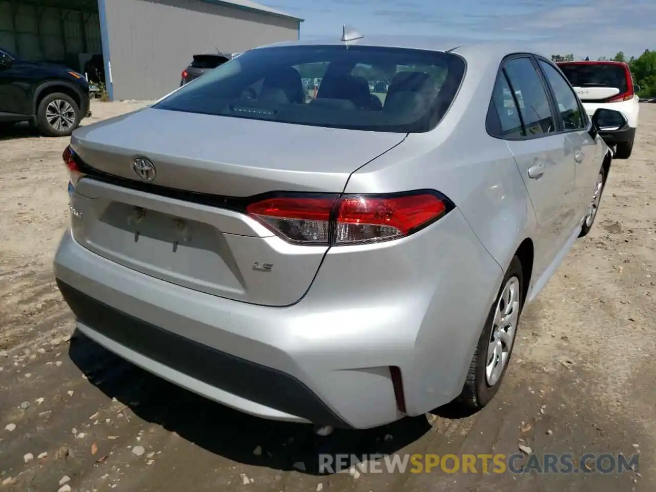 4 Photograph of a damaged car 5YFEPRAE7LP121005 TOYOTA COROLLA 2020