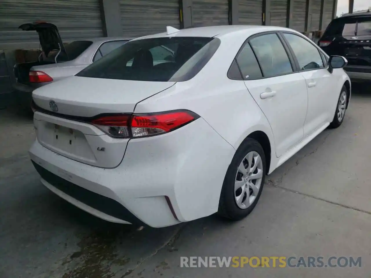 4 Photograph of a damaged car 5YFEPRAE7LP121182 TOYOTA COROLLA 2020