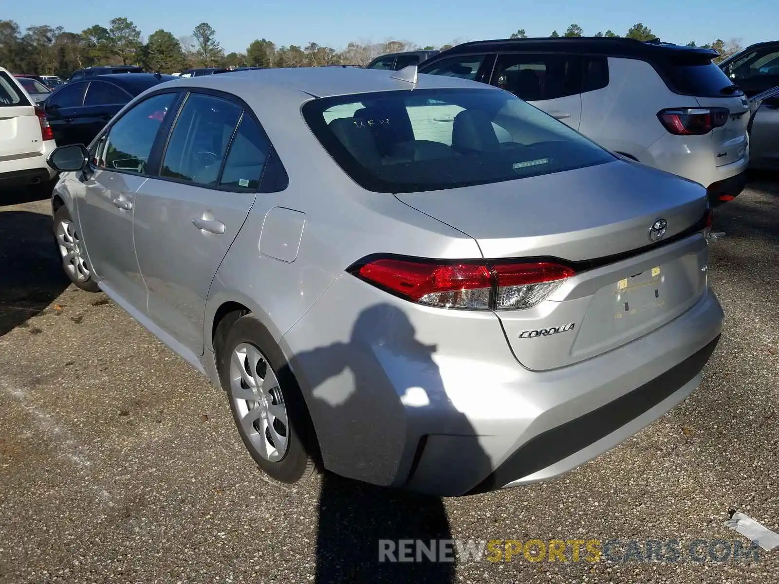 3 Photograph of a damaged car 5YFEPRAE7LP122185 TOYOTA COROLLA 2020