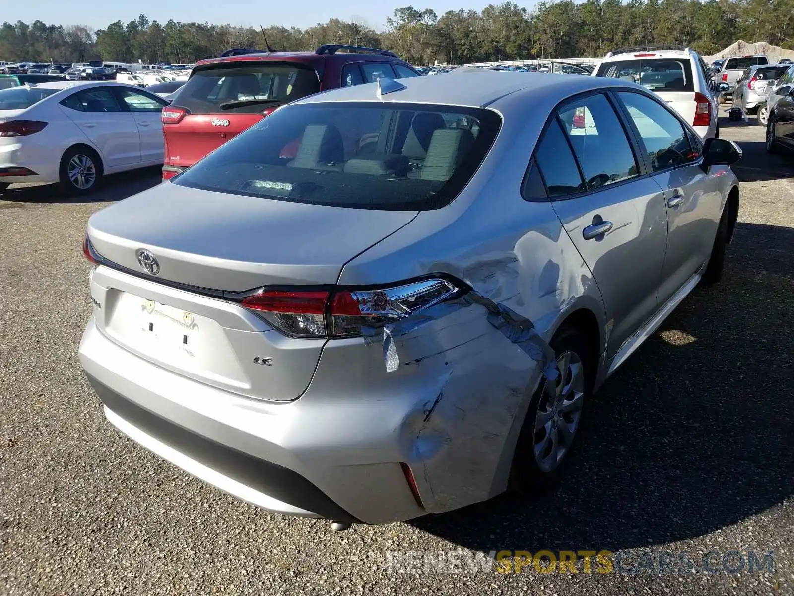 4 Photograph of a damaged car 5YFEPRAE7LP122185 TOYOTA COROLLA 2020