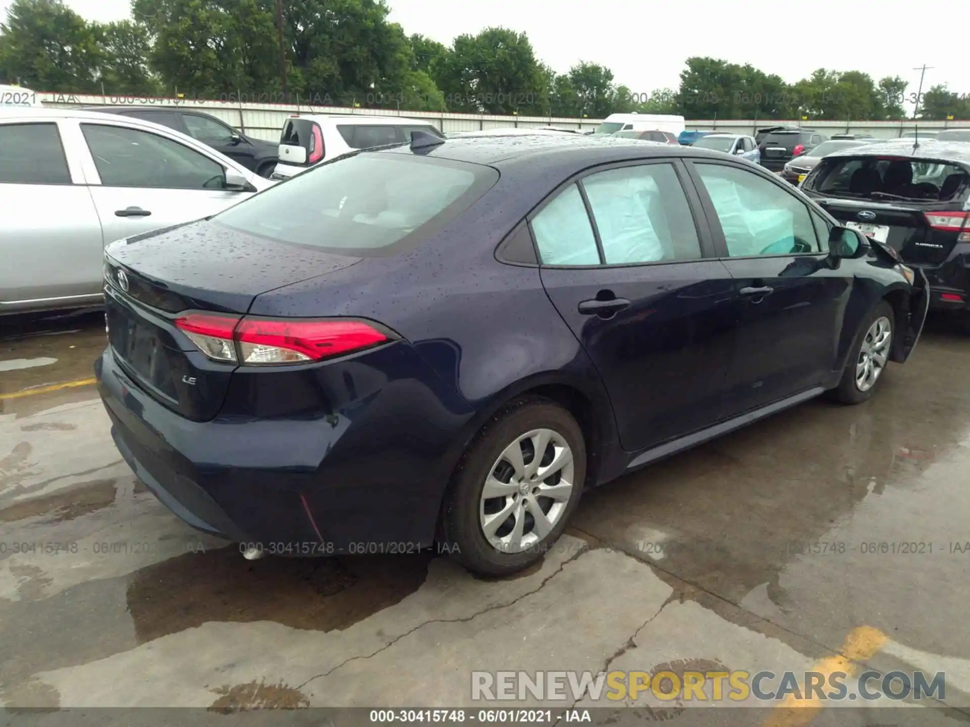 4 Photograph of a damaged car 5YFEPRAE7LP122445 TOYOTA COROLLA 2020