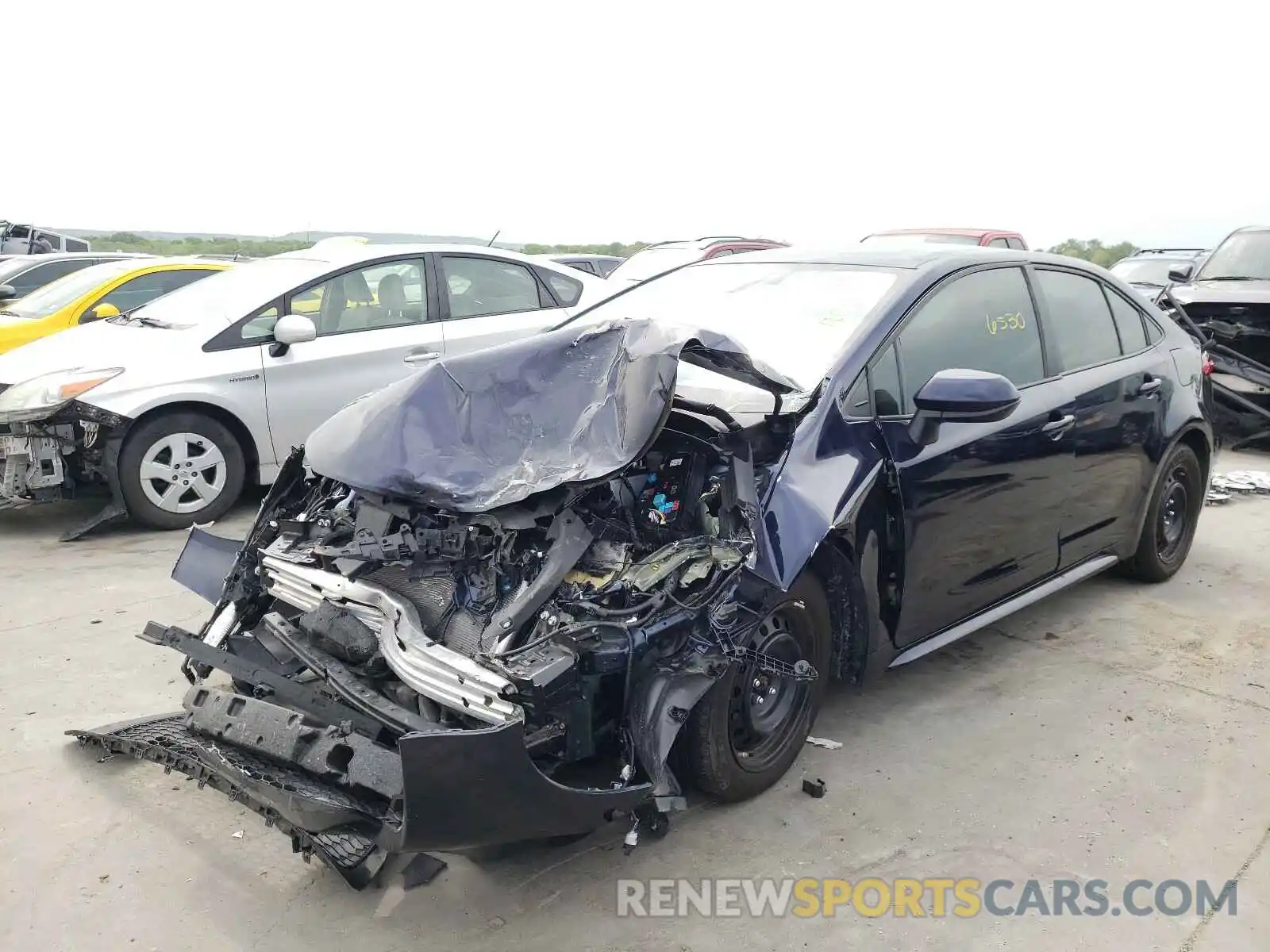 2 Фотография поврежденного автомобиля 5YFEPRAE7LP123725 TOYOTA COROLLA 2020