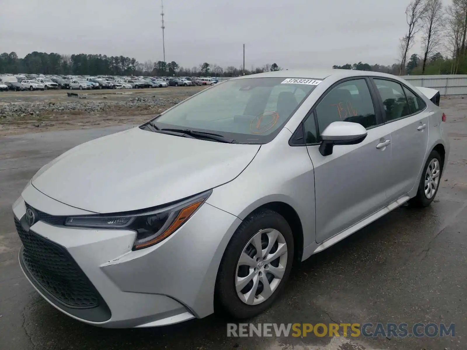 2 Photograph of a damaged car 5YFEPRAE7LP124163 TOYOTA COROLLA 2020