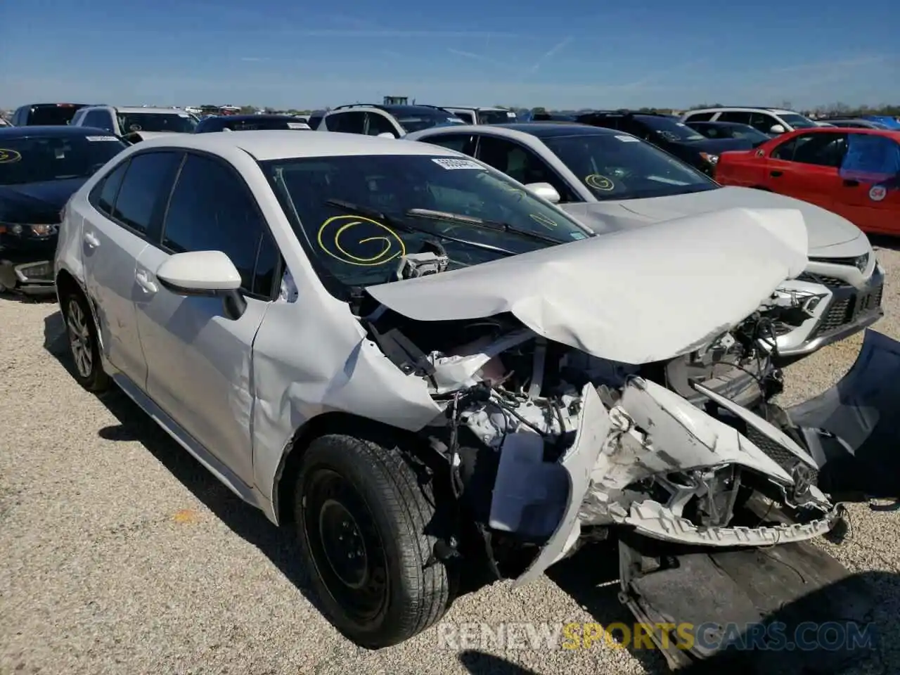 1 Photograph of a damaged car 5YFEPRAE7LP124342 TOYOTA COROLLA 2020