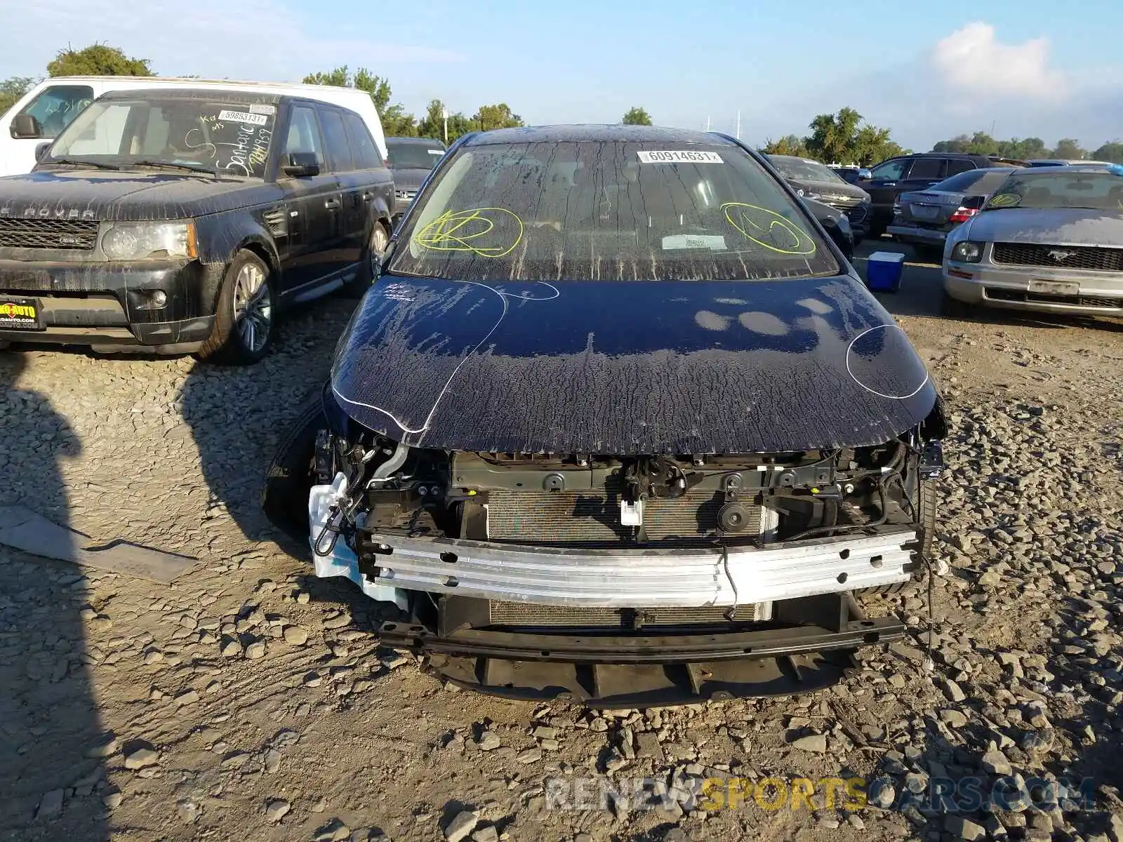 9 Photograph of a damaged car 5YFEPRAE7LP124602 TOYOTA COROLLA 2020