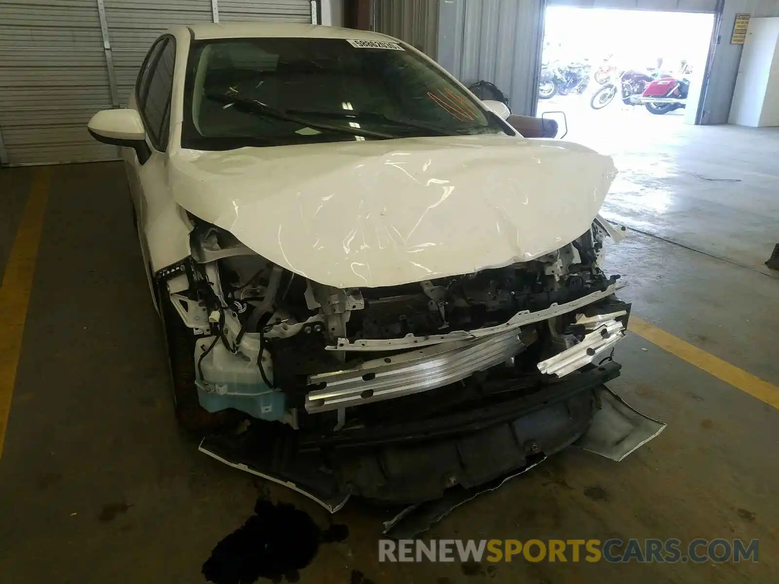9 Фотография поврежденного автомобиля 5YFEPRAE7LP125796 TOYOTA COROLLA 2020