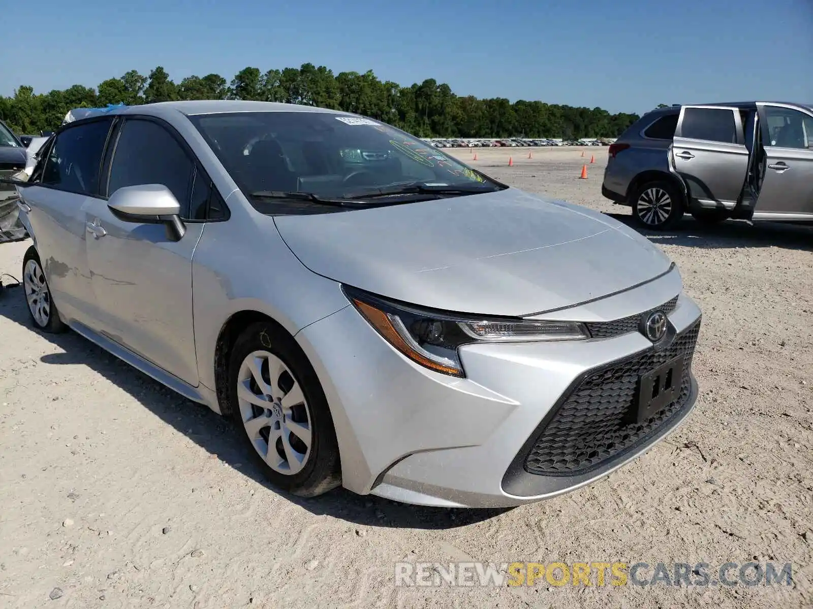 1 Photograph of a damaged car 5YFEPRAE7LP126916 TOYOTA COROLLA 2020