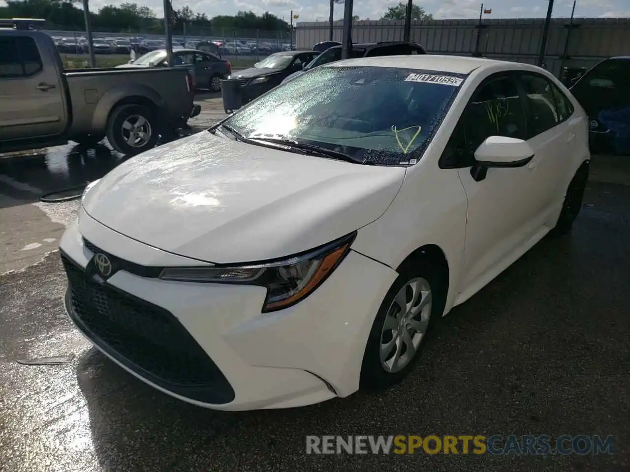 2 Photograph of a damaged car 5YFEPRAE7LP127600 TOYOTA COROLLA 2020