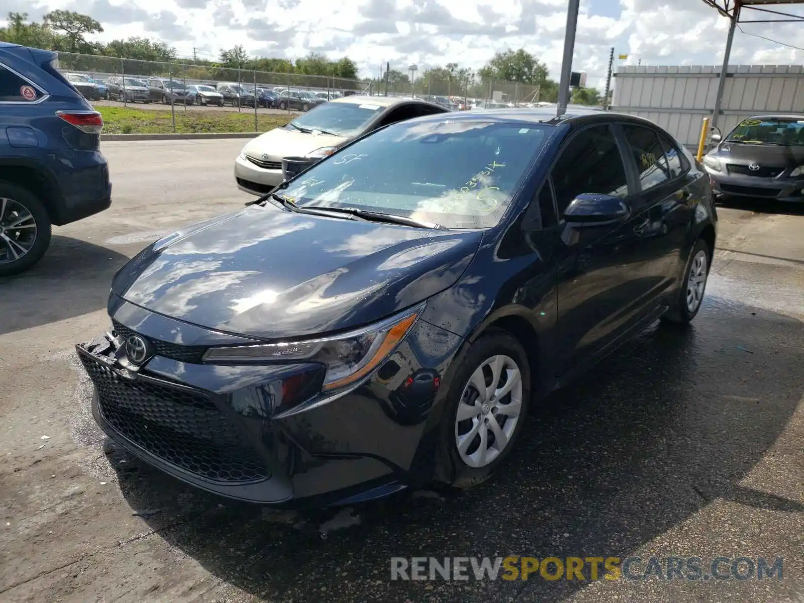 2 Photograph of a damaged car 5YFEPRAE7LP128519 TOYOTA COROLLA 2020