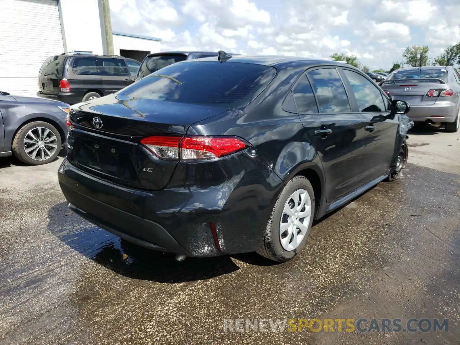 4 Photograph of a damaged car 5YFEPRAE7LP128519 TOYOTA COROLLA 2020