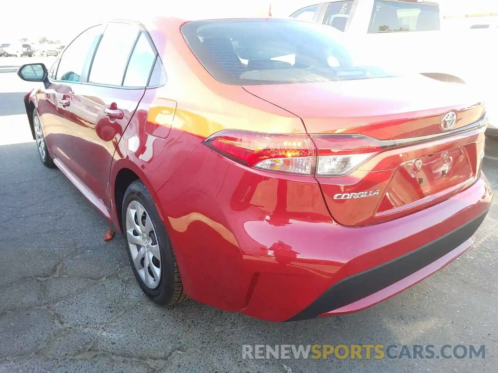 3 Photograph of a damaged car 5YFEPRAE7LP129007 TOYOTA COROLLA 2020