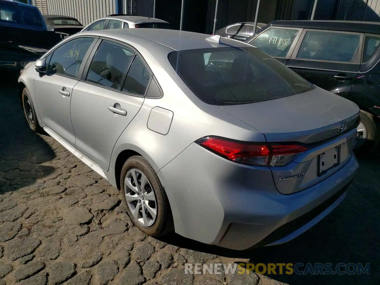 3 Photograph of a damaged car 5YFEPRAE7LP132943 TOYOTA COROLLA 2020