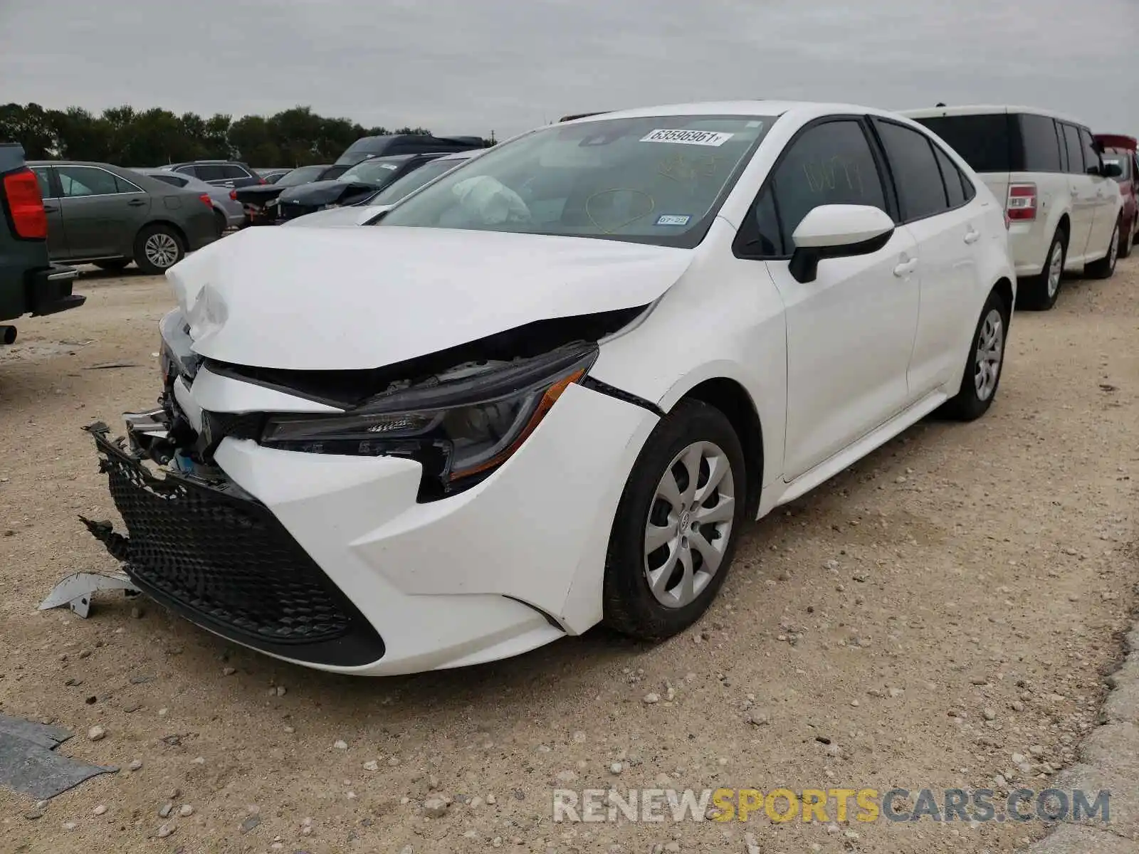 2 Photograph of a damaged car 5YFEPRAE7LP134904 TOYOTA COROLLA 2020