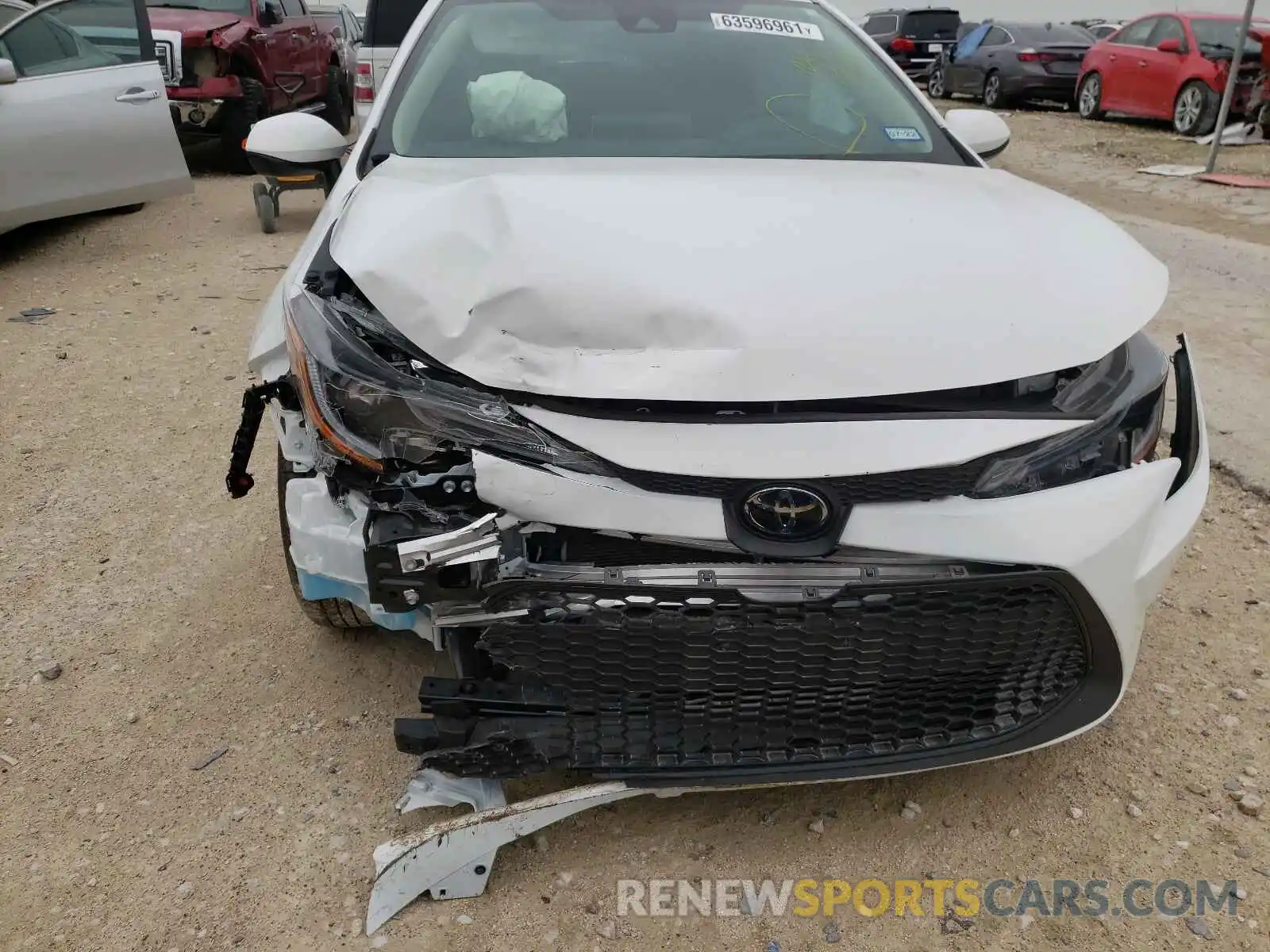 9 Photograph of a damaged car 5YFEPRAE7LP134904 TOYOTA COROLLA 2020