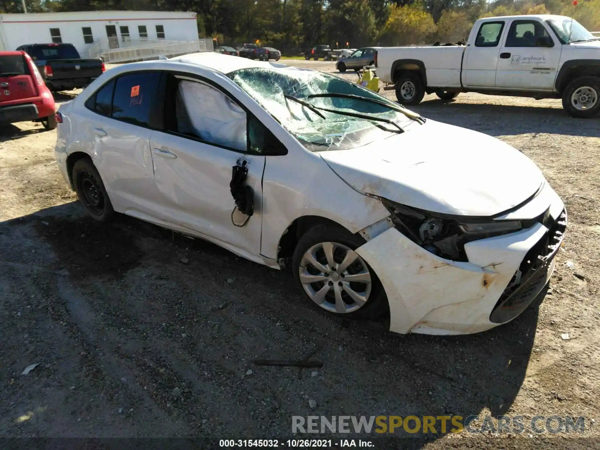 1 Photograph of a damaged car 5YFEPRAE7LP139911 TOYOTA COROLLA 2020