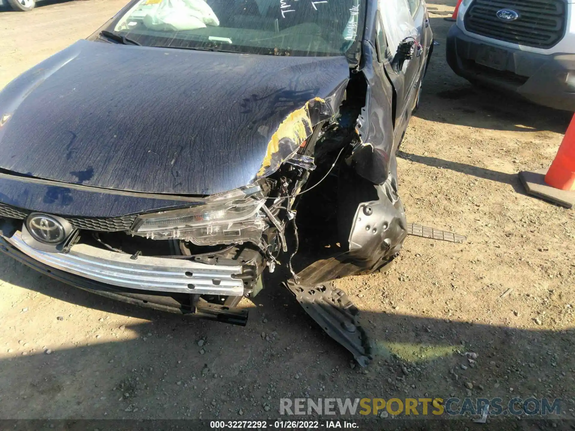 6 Photograph of a damaged car 5YFEPRAE7LP140461 TOYOTA COROLLA 2020