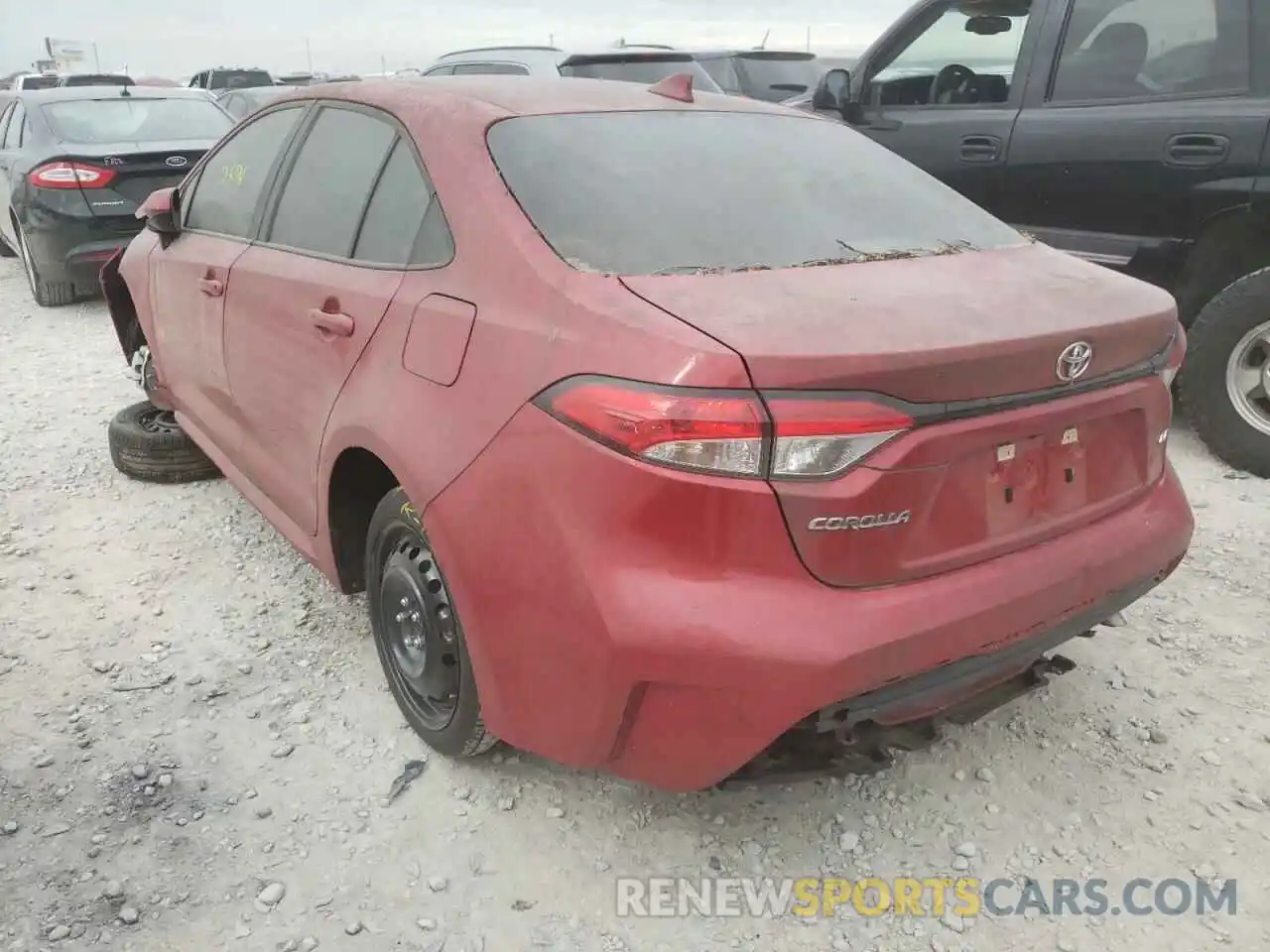 3 Photograph of a damaged car 5YFEPRAE7LP140640 TOYOTA COROLLA 2020