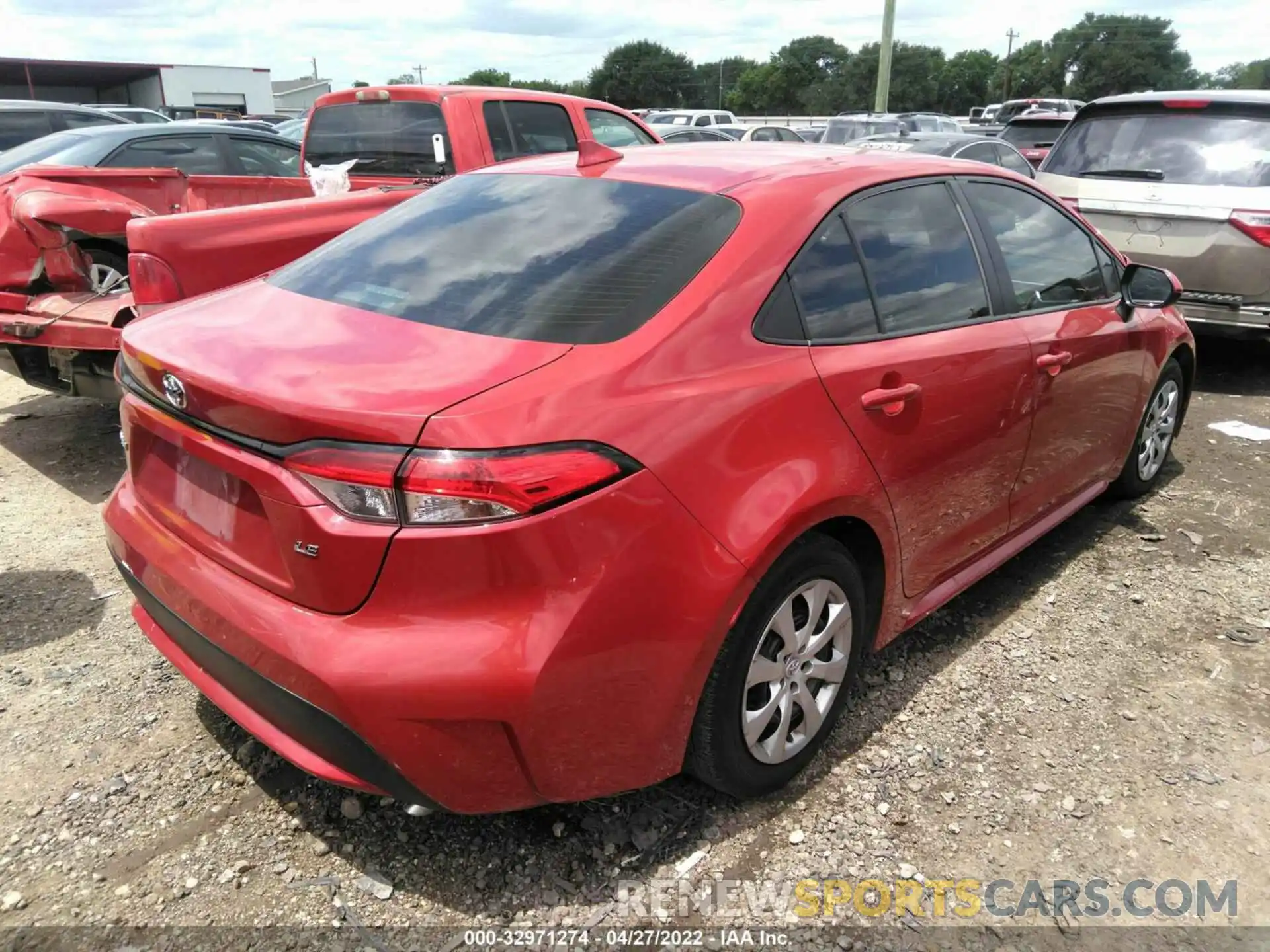 4 Photograph of a damaged car 5YFEPRAE7LP141139 TOYOTA COROLLA 2020