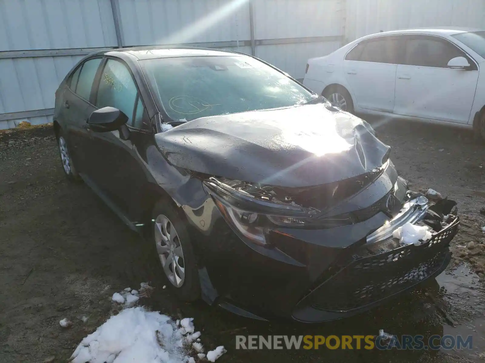 1 Photograph of a damaged car 5YFEPRAE7LP142369 TOYOTA COROLLA 2020