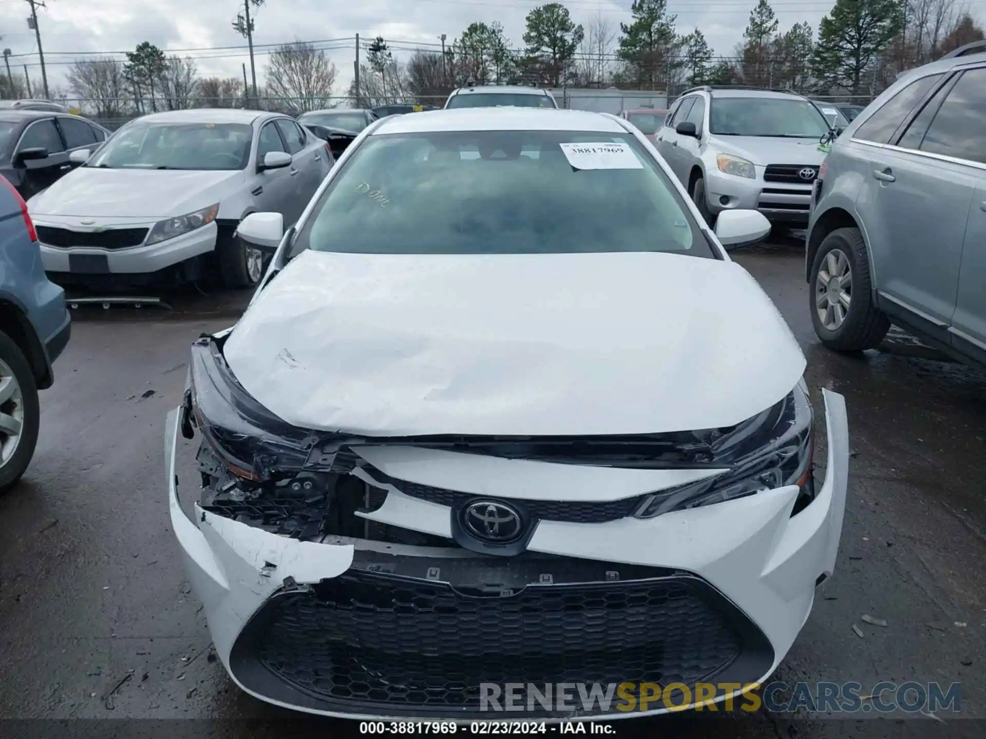 12 Photograph of a damaged car 5YFEPRAE7LP145773 TOYOTA COROLLA 2020