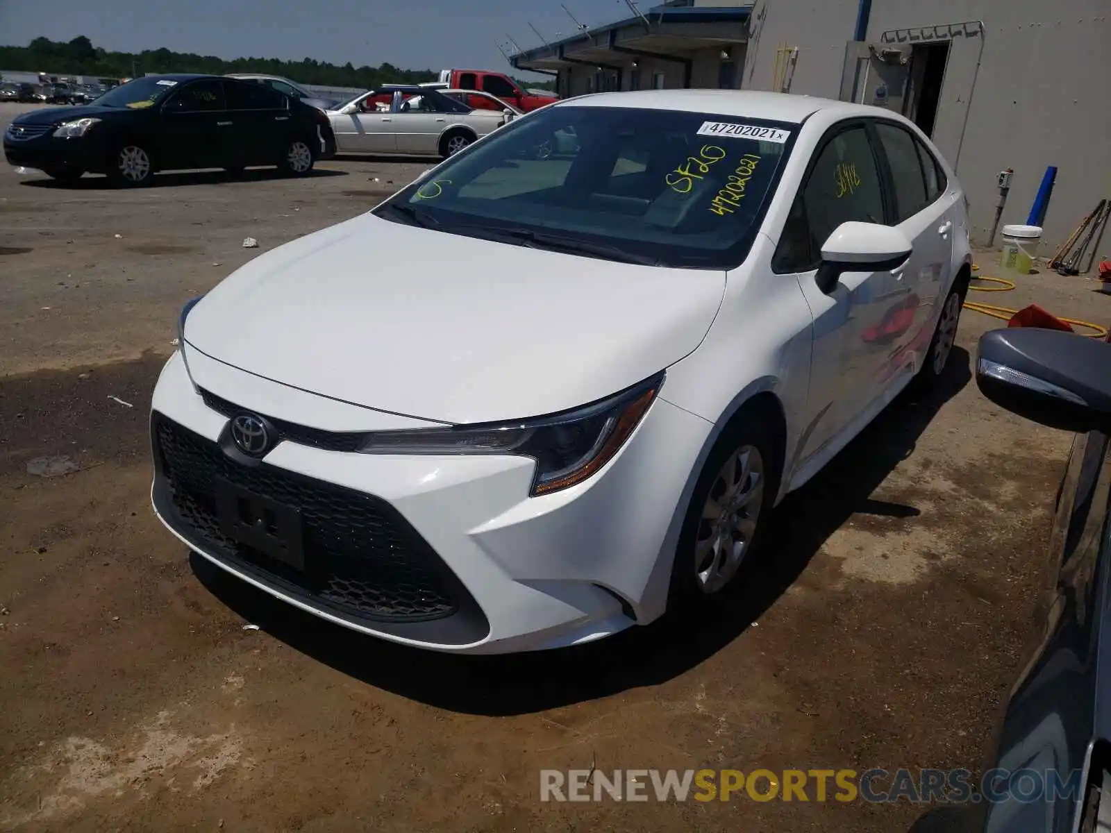 2 Photograph of a damaged car 5YFEPRAE8LP005456 TOYOTA COROLLA 2020