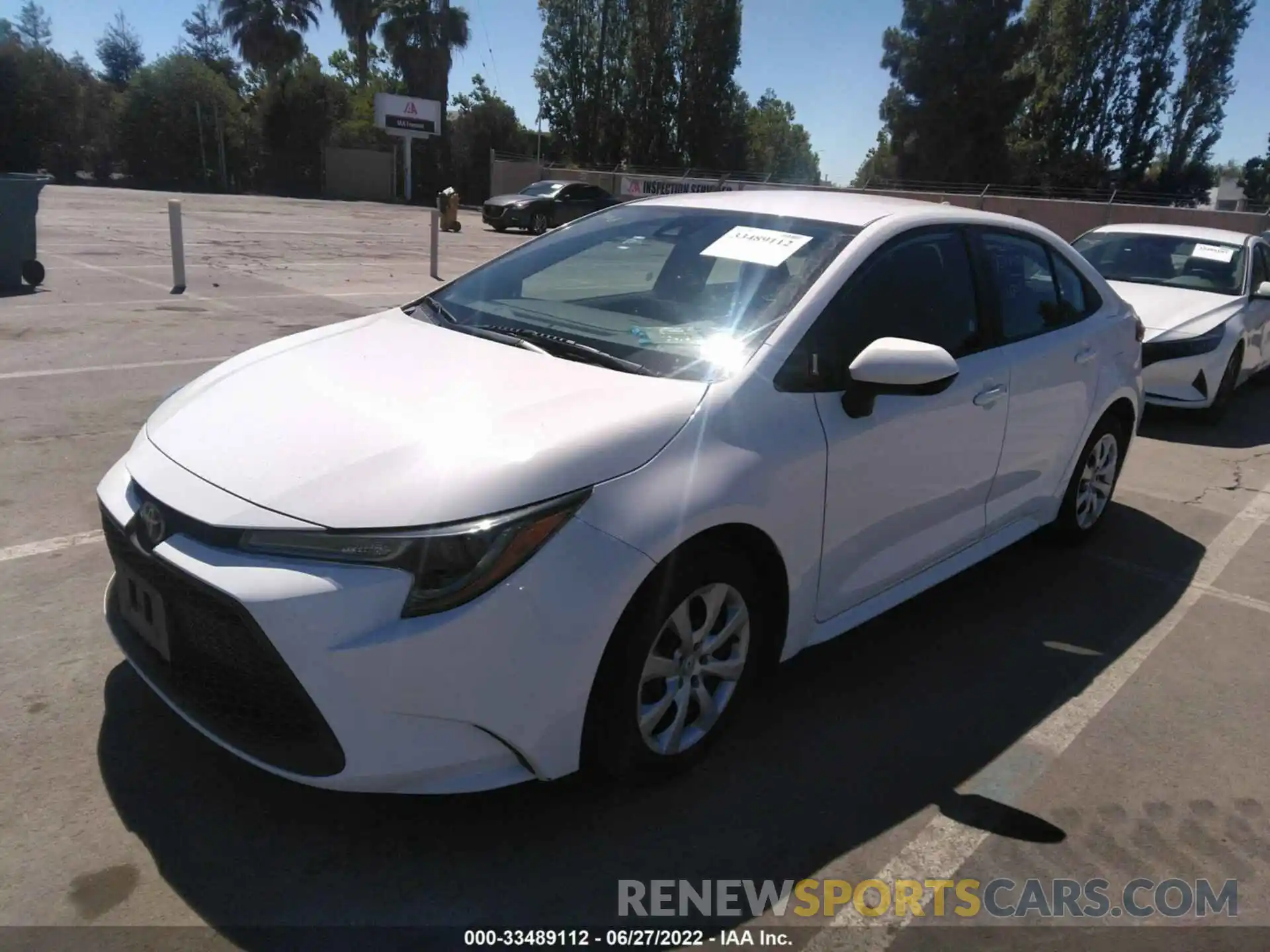 2 Photograph of a damaged car 5YFEPRAE8LP005683 TOYOTA COROLLA 2020