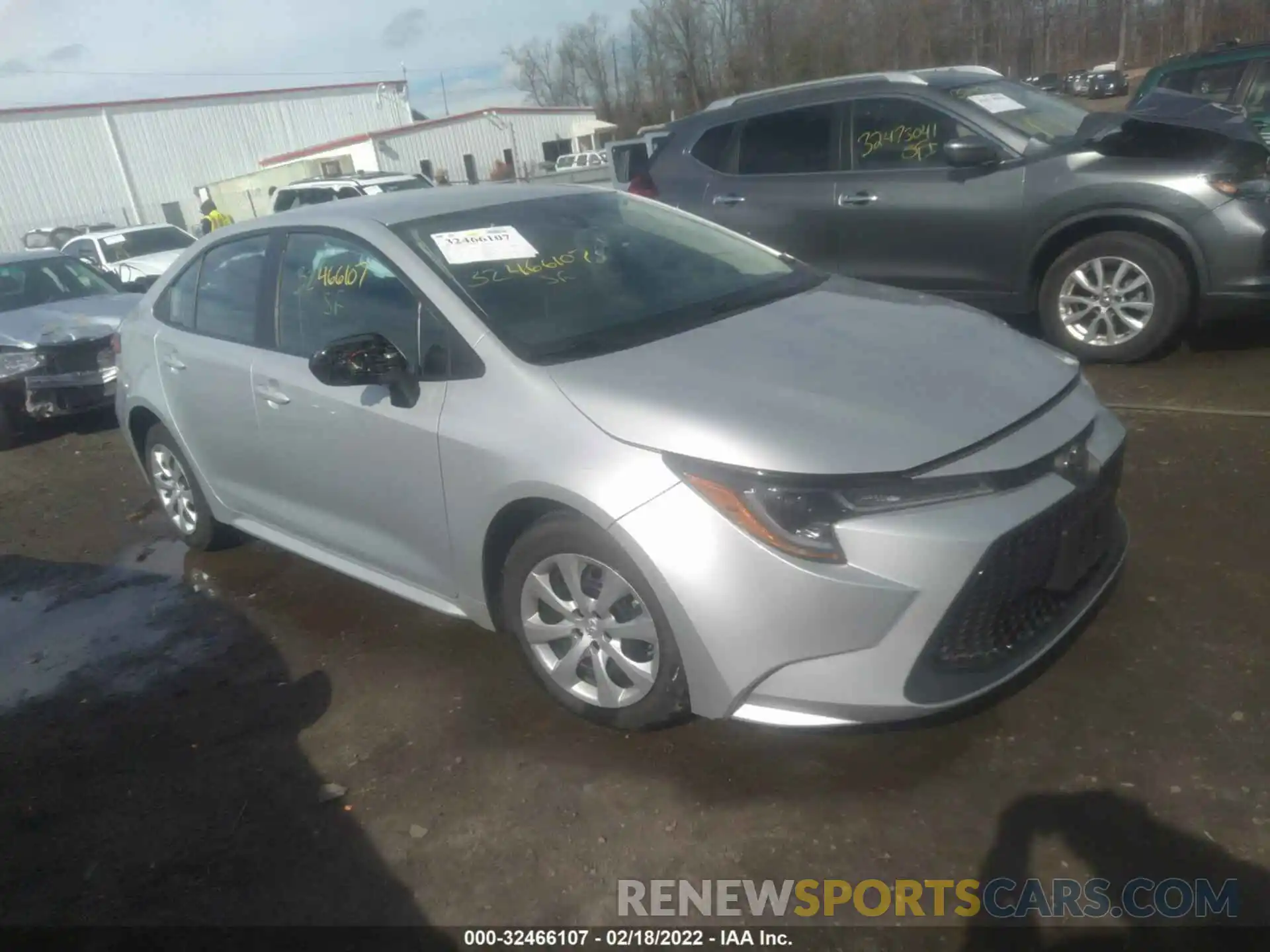 1 Photograph of a damaged car 5YFEPRAE8LP005845 TOYOTA COROLLA 2020