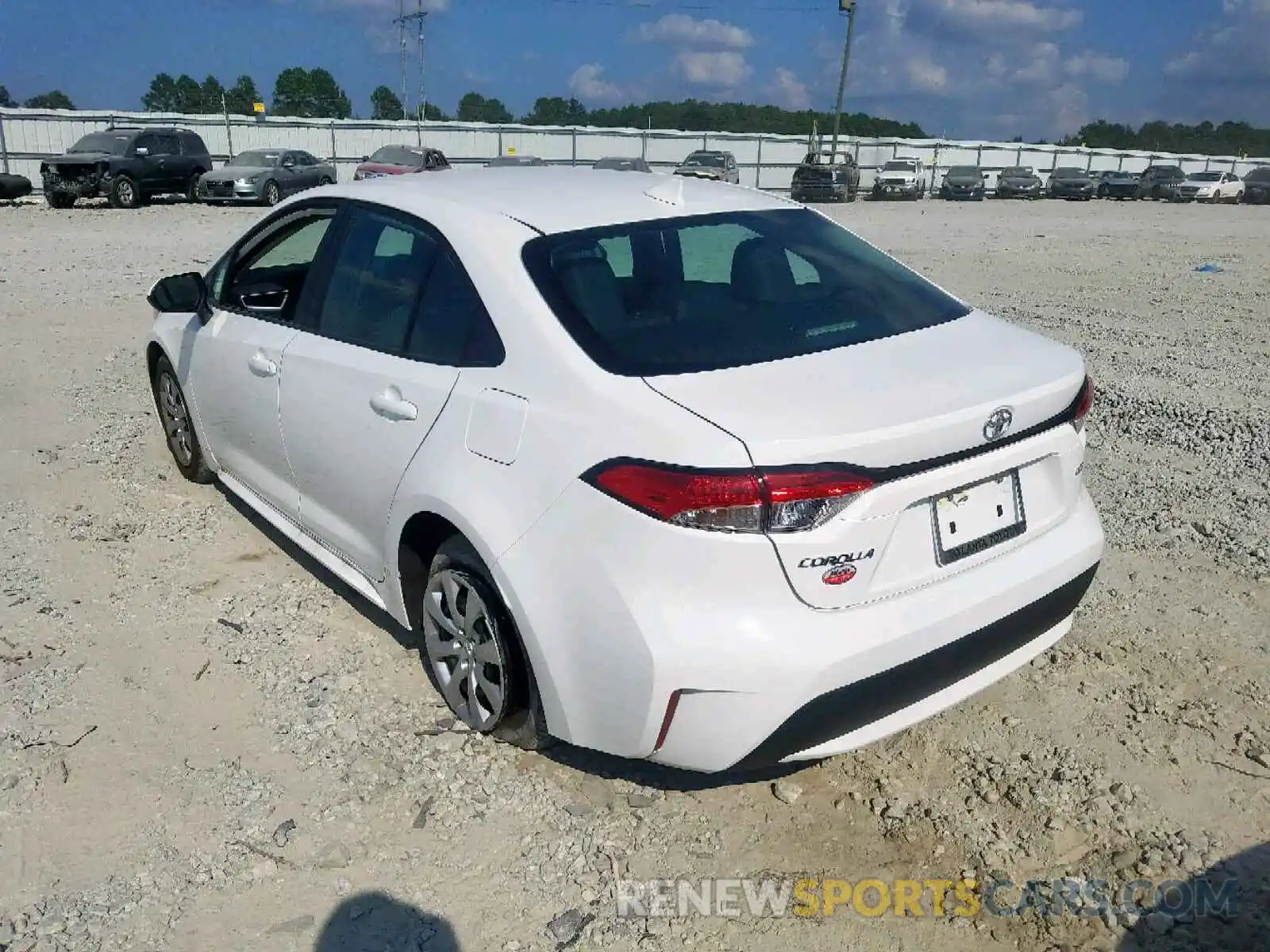 3 Photograph of a damaged car 5YFEPRAE8LP006168 TOYOTA COROLLA 2020